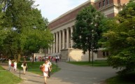 Wakacyjne kursy na Harvardzie - które wybrać?